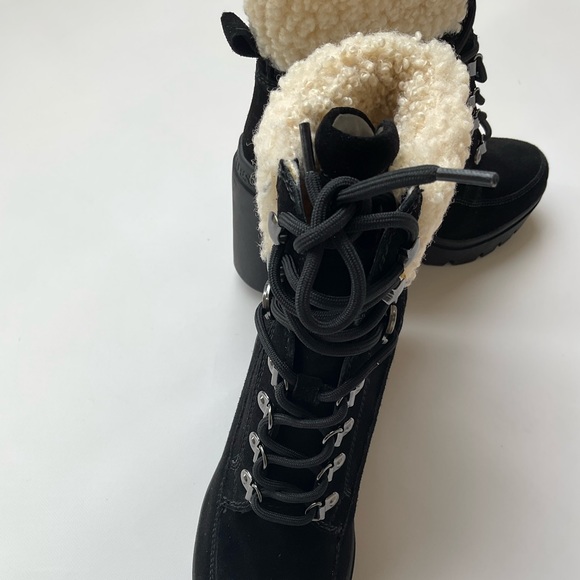 Guess Women’s Taanya Leather Wedge Booties Black Suede Size 9 - Picture 5 of 10